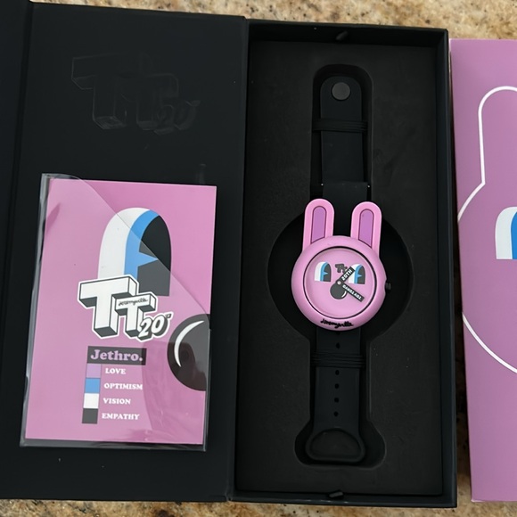 Jeremyville Artist Limited Edition watch - Picture 3 of 4